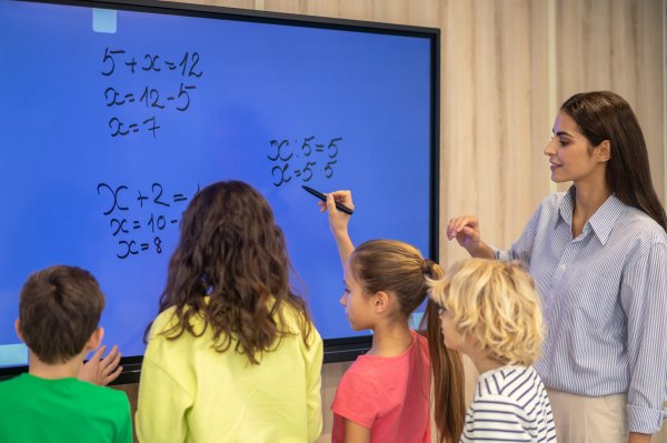 Jak wspierać dziecko w nauce matematyki bez stresu i presji?